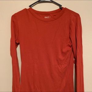 Long sleeve tee